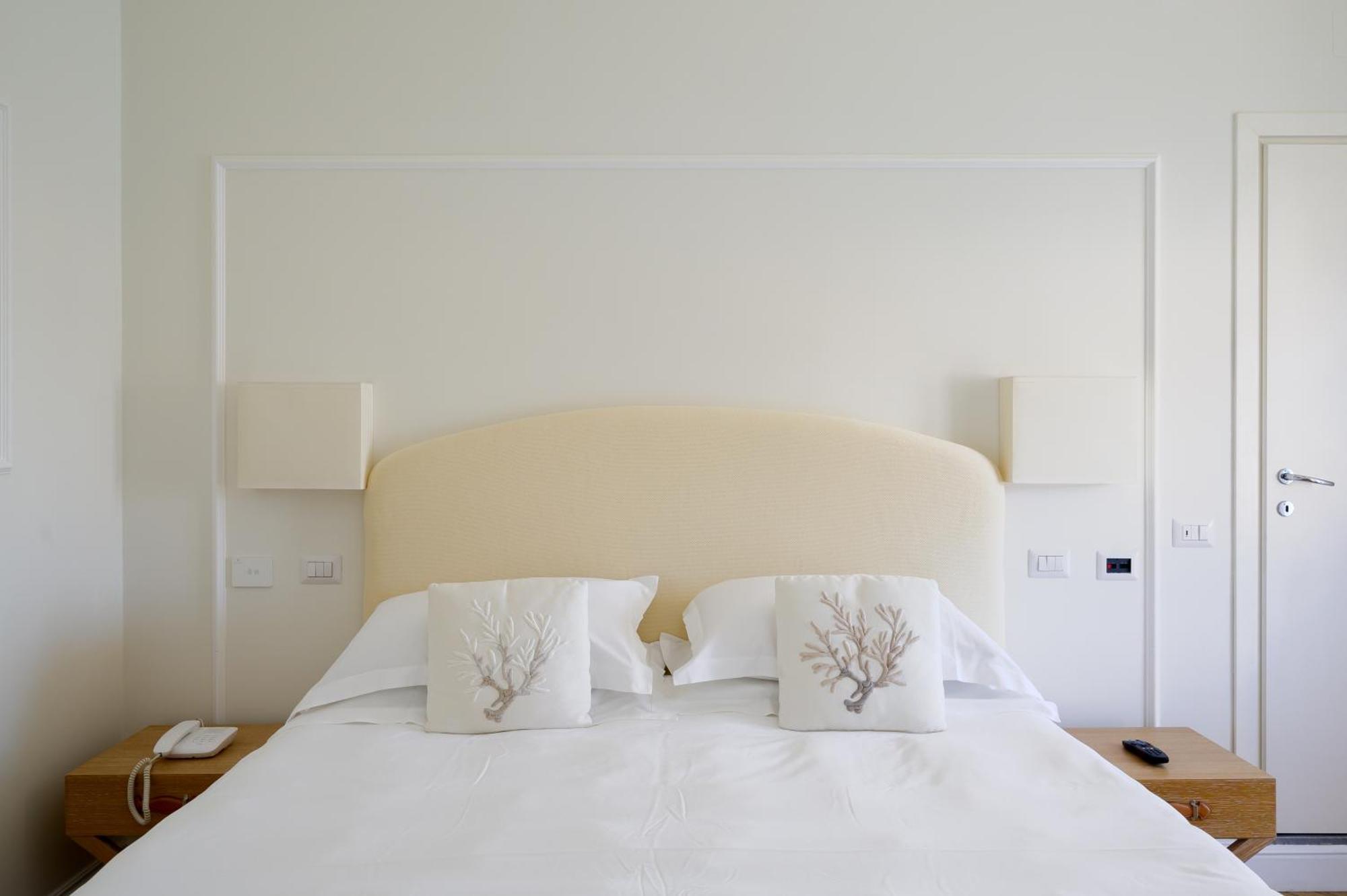 Hotel Helvetia 세스트리레반떼 외부 사진